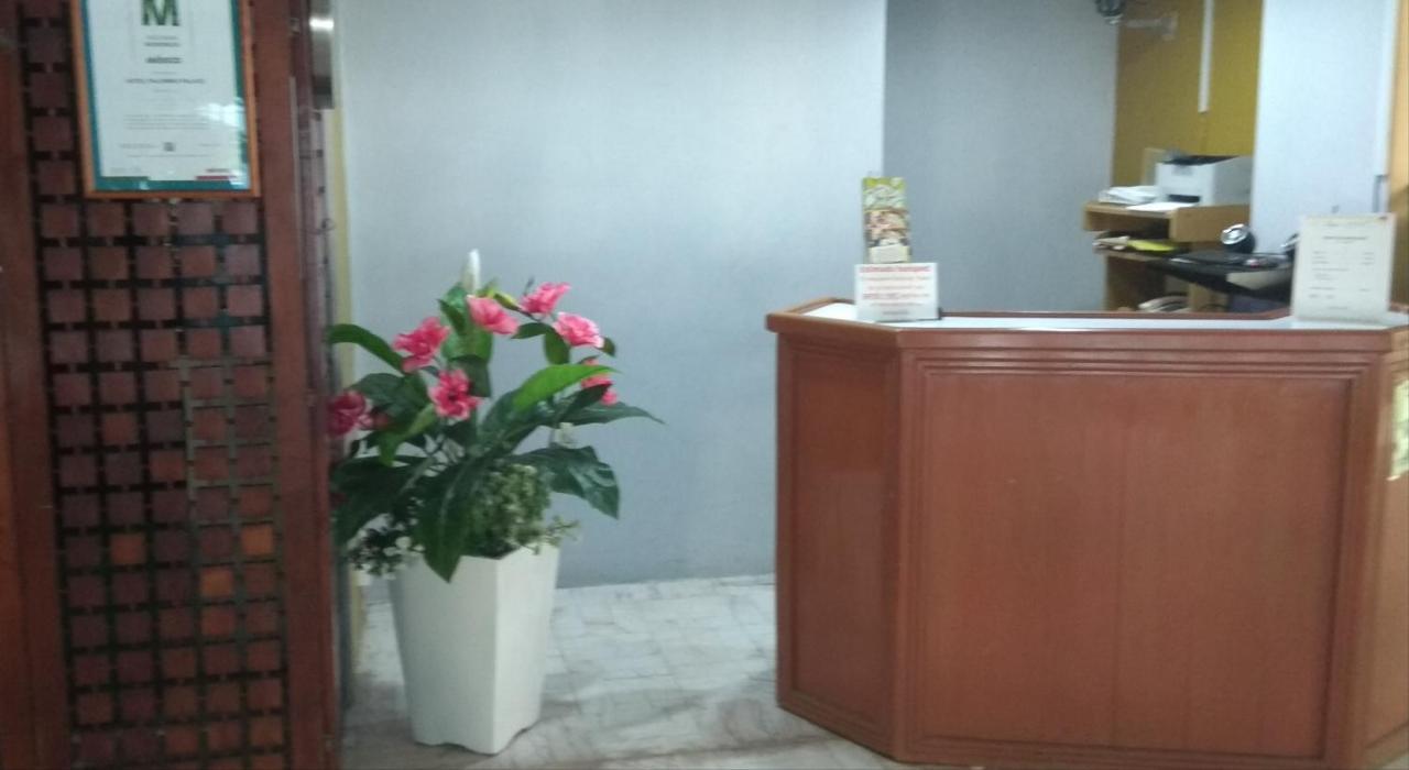Hotel Palomino Palace *